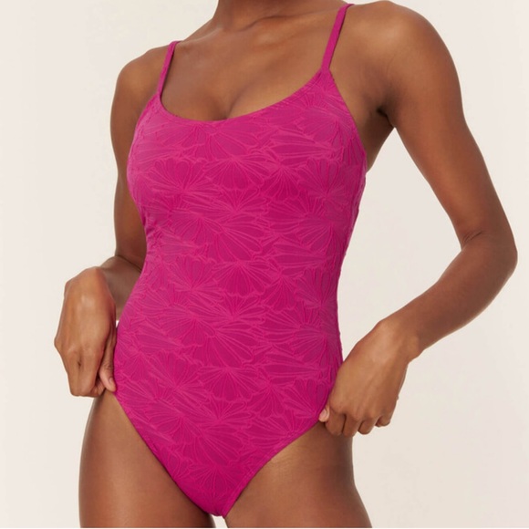 Andie Other - New Andie The Amalfi One Piece Lava Pink textured swimsuit adjustable straps L